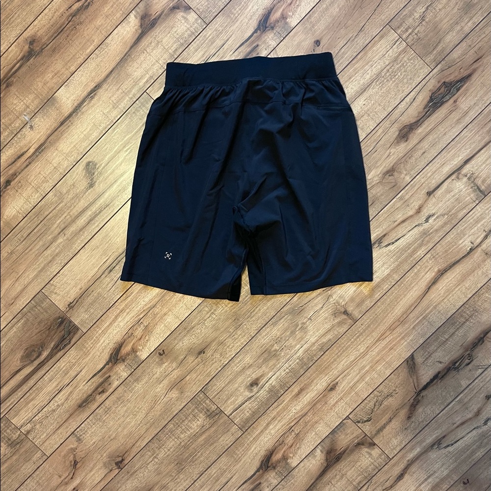 Lululemon THE Short 9” LL (M)